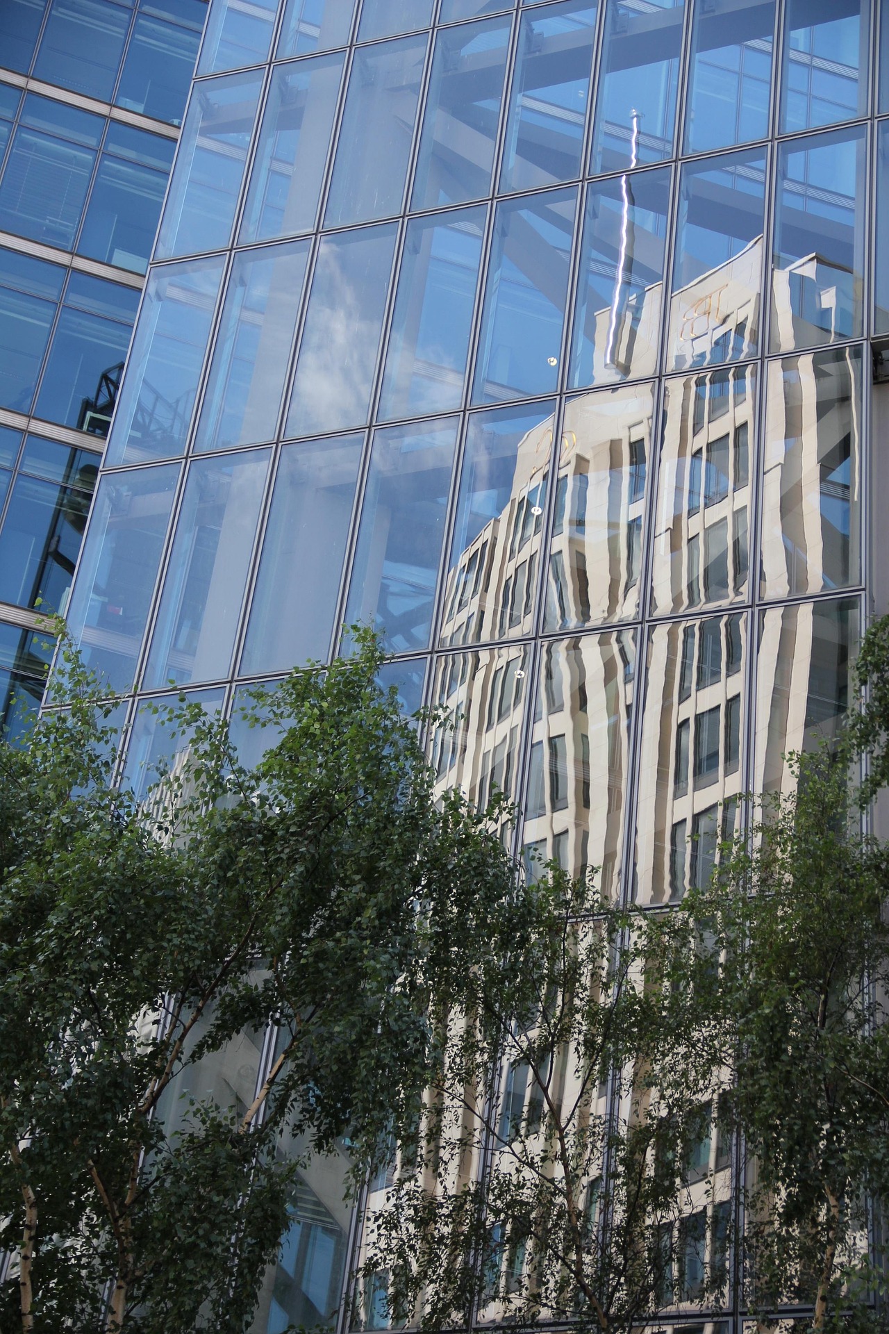 Input: Urban Glass Skyscraper